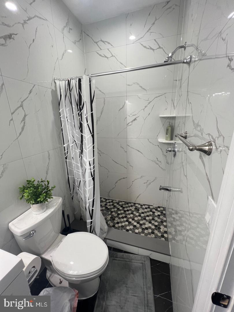 700-8 N Marshall St #c2 Property Photo 30