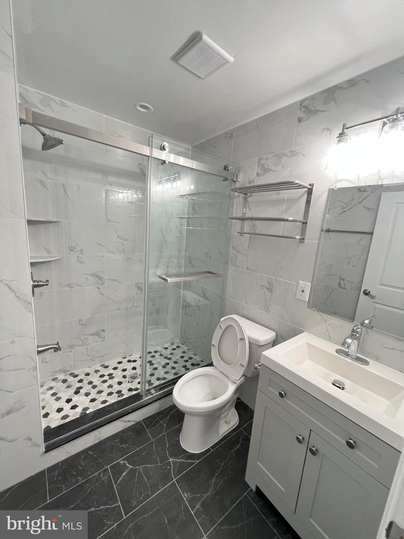 1611-15 Ridge Ave #3 Property Photo 32