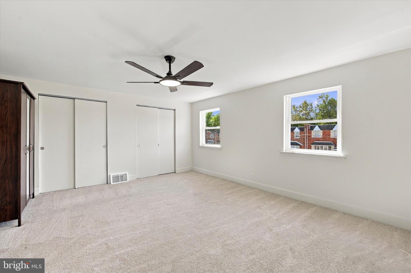 12728 Cabell Rd Property Photo 19