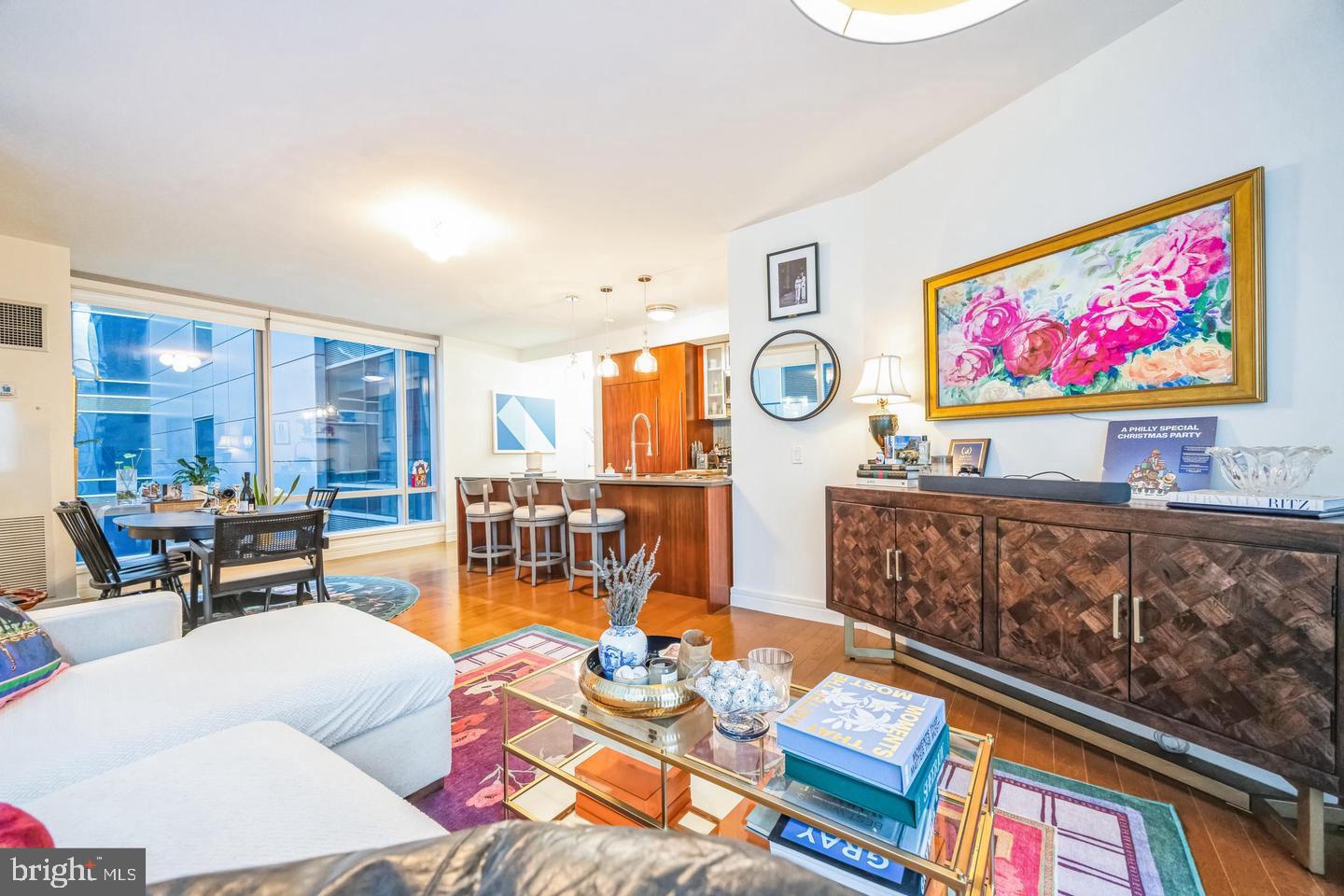 1414 S Penn Sq #5a Property Photo 1