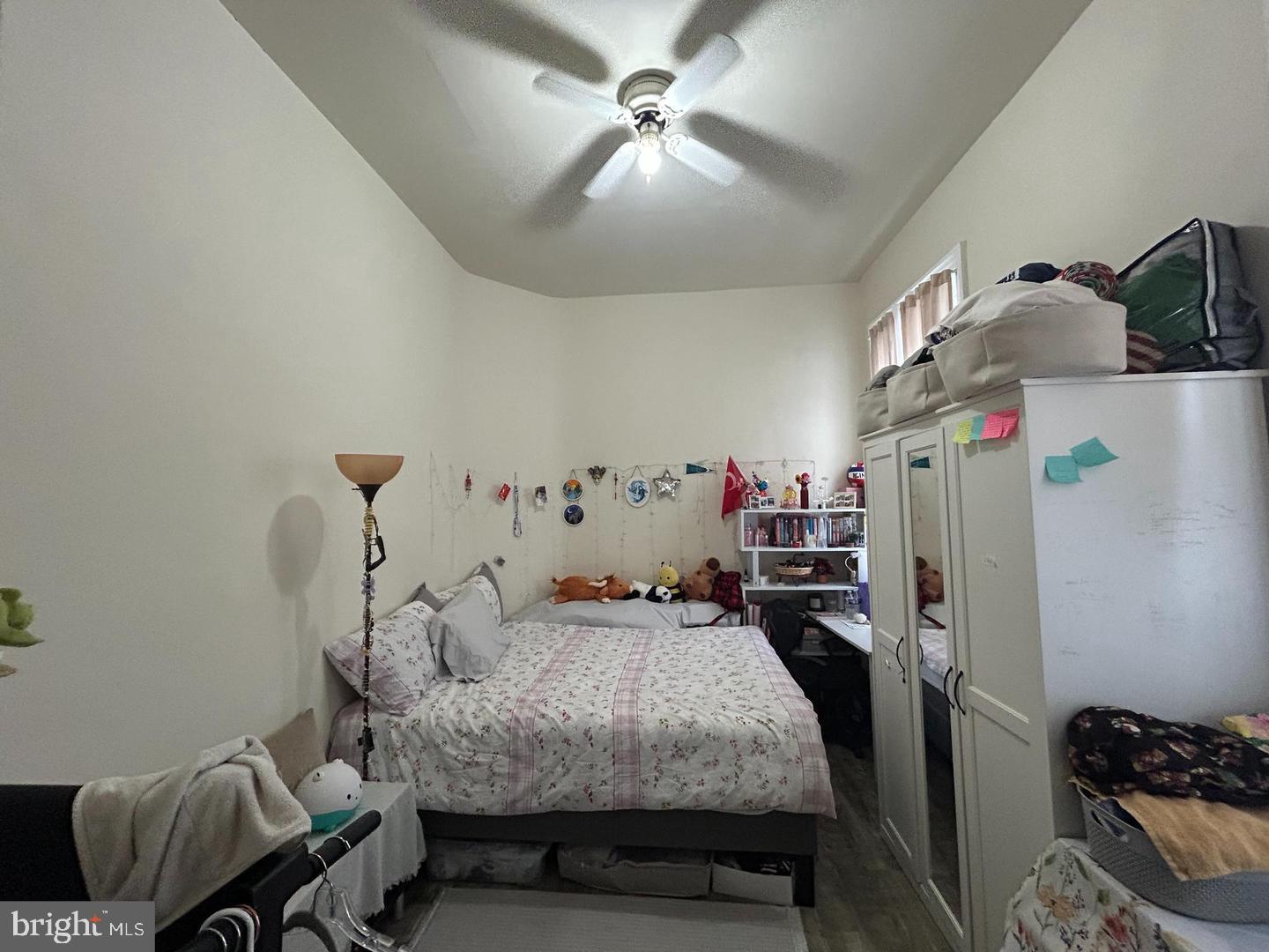 721 Sansom St #3b Property Photo 8