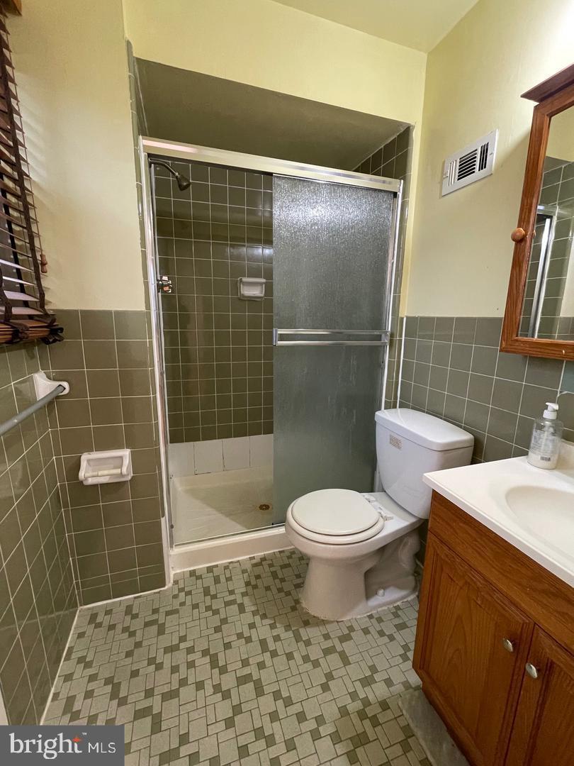 803 Lawler St Property Photo 22