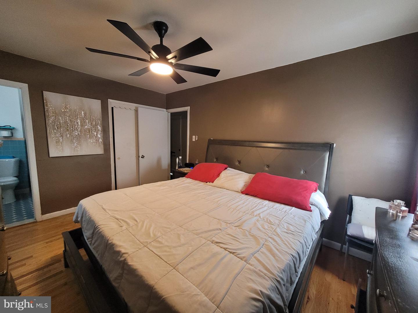 2328 Loney St Property Photo 11
