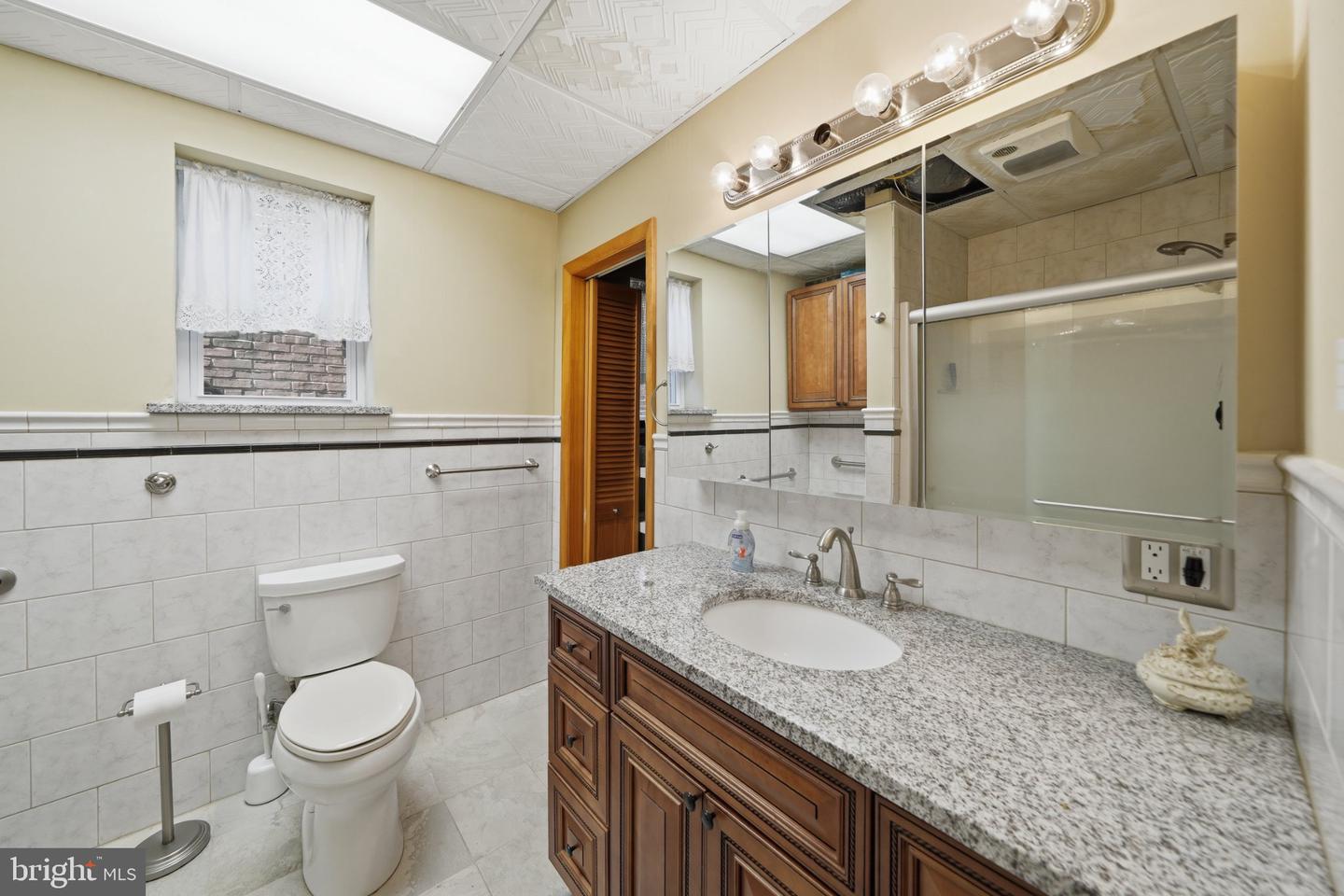 2110 S Broad St Property Photo 7