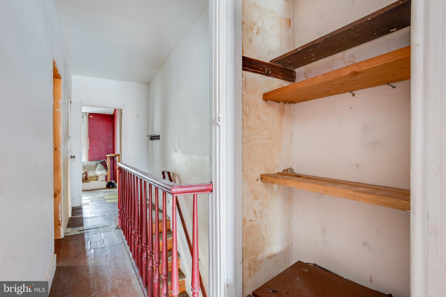 2034 Manton St Property Photo 11