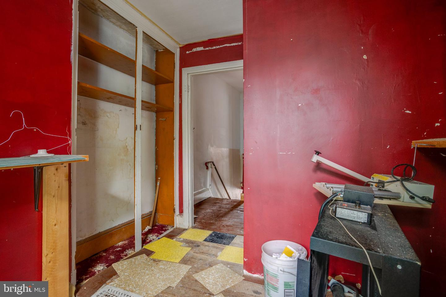 2034 Manton St Property Photo 19