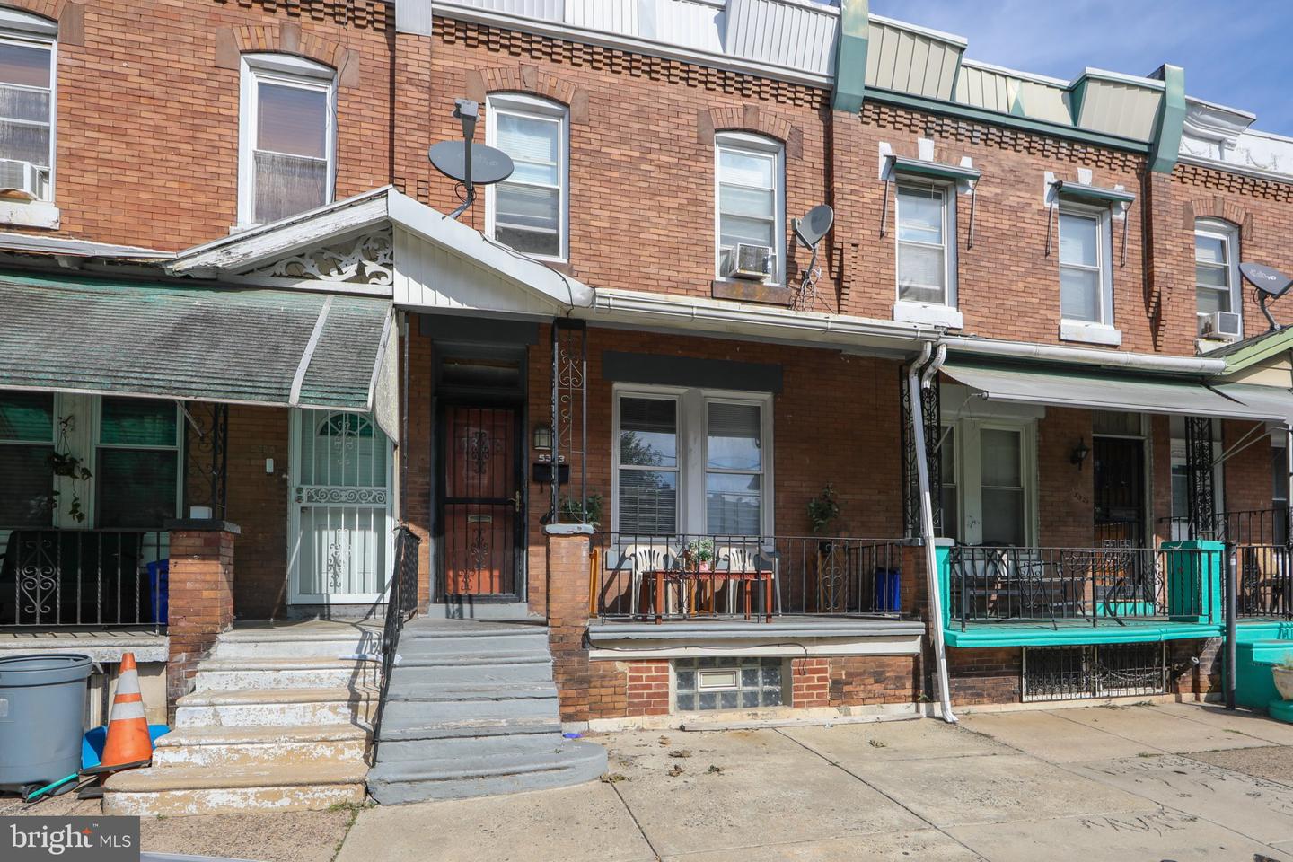 5323 Parrish St Property Photo 1