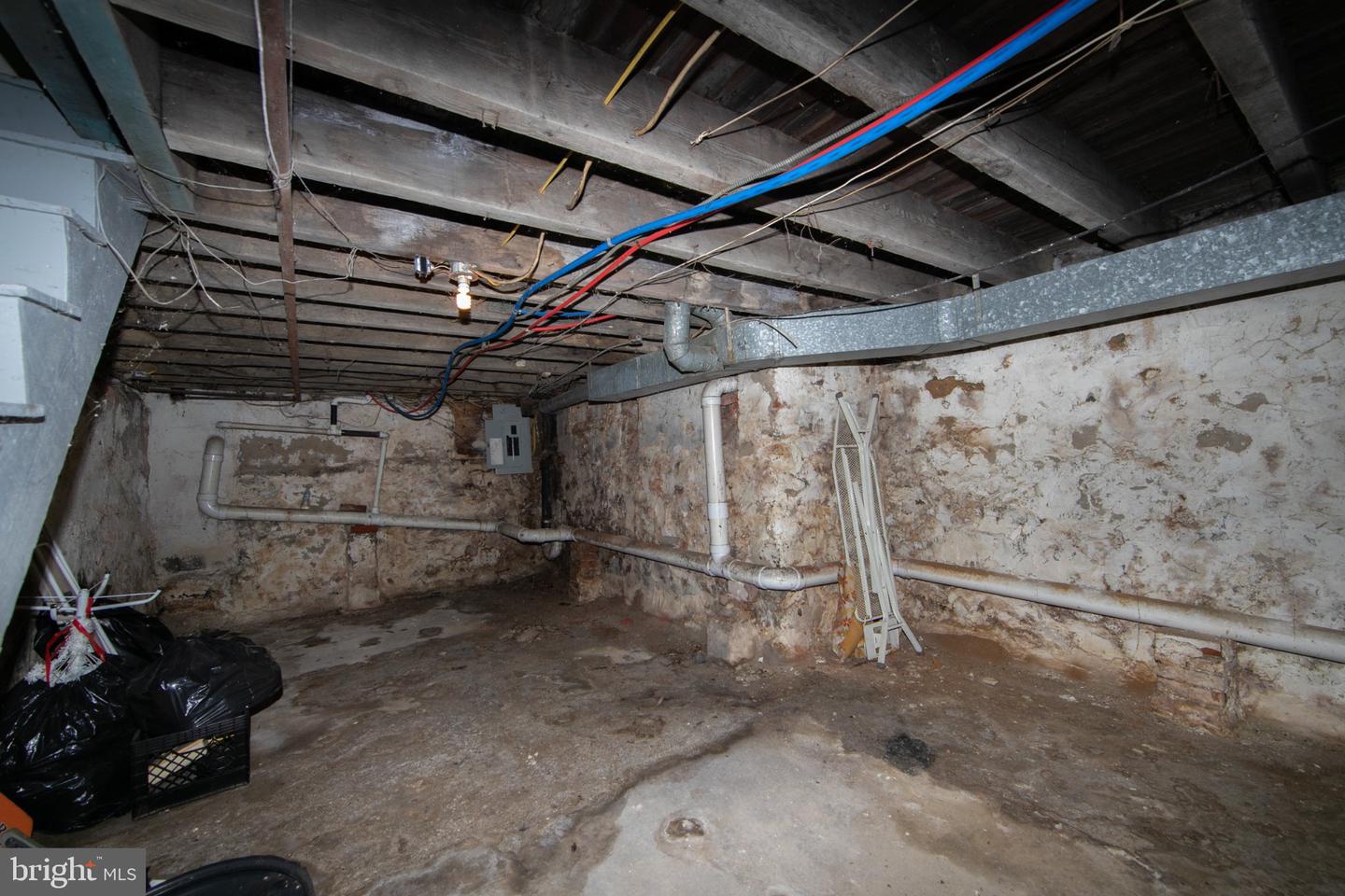 5323 Parrish St Property Photo 23