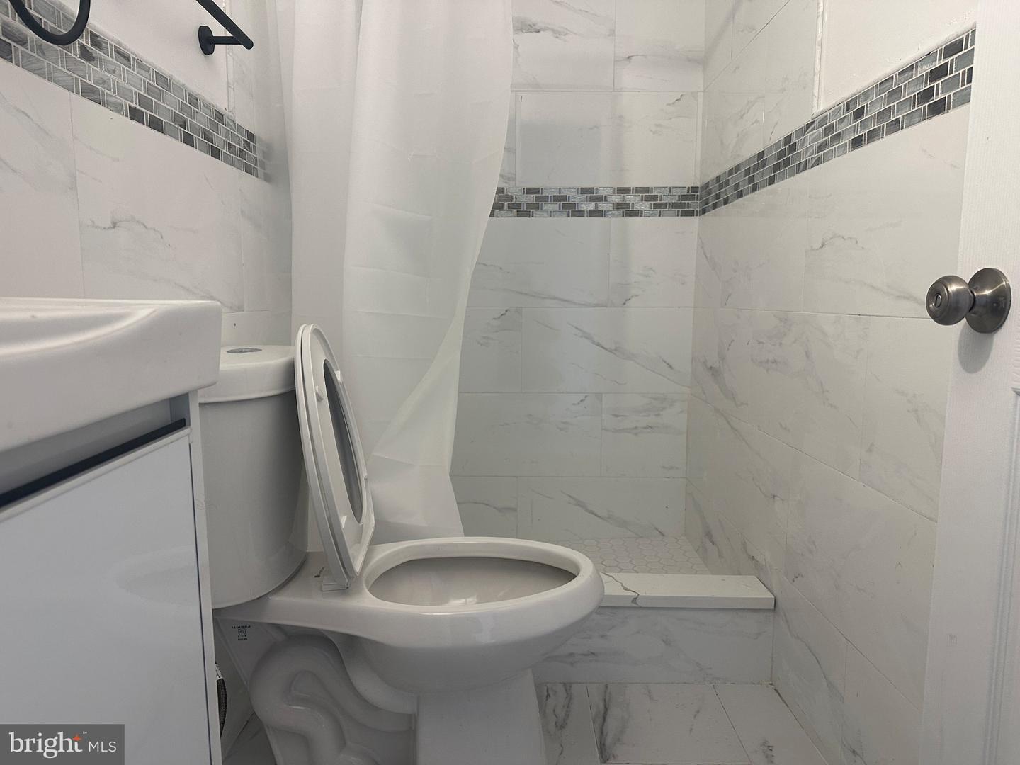 3843 Baring St Property Photo 27