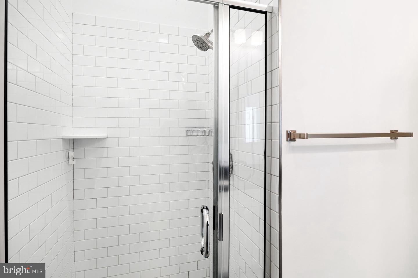 2722 W Master St Property Photo 4