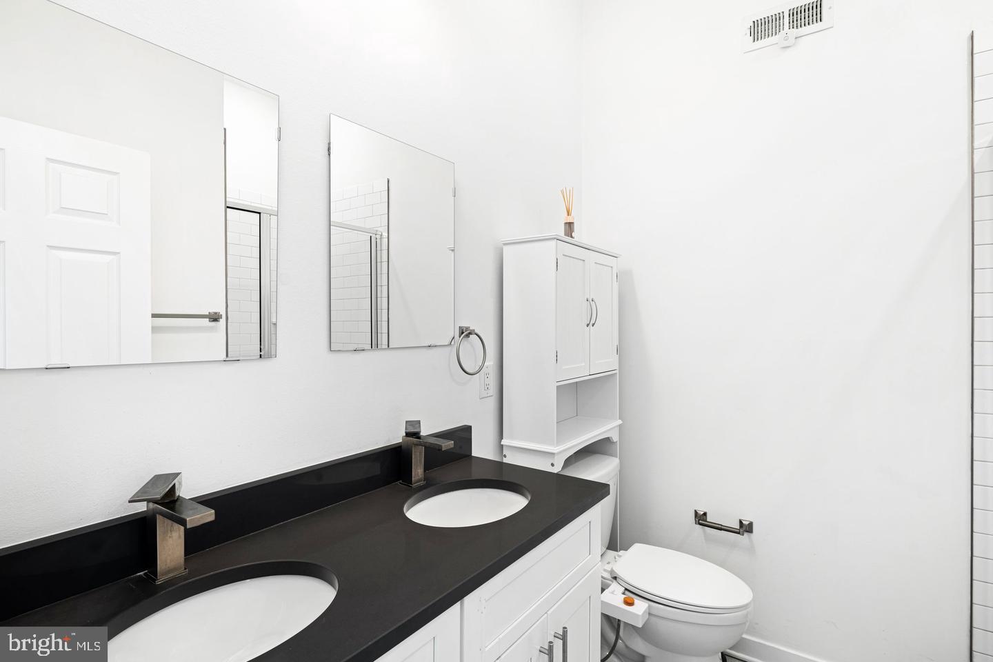 2722 W Master St Property Photo 11