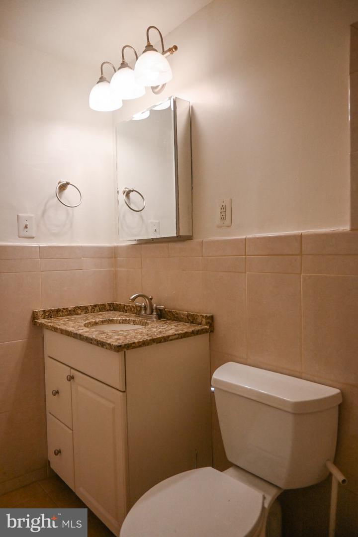 250 S 13th St #3g Property Photo 15