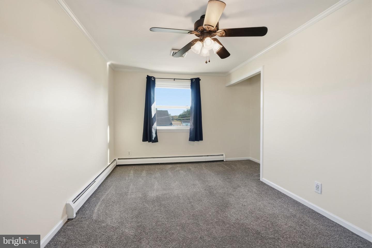 1111 Warwick St Property Photo 22