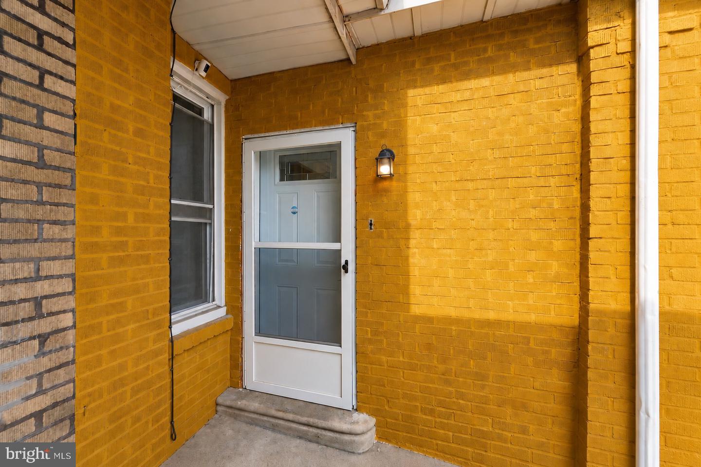 4122 M St Property Photo 5