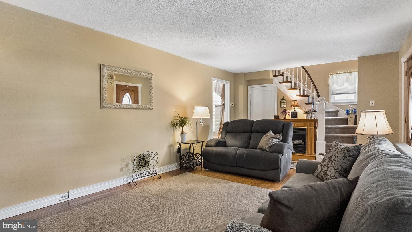 1712 Fulmer St Property Photo 16