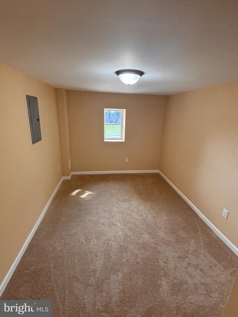 5428 W Montgomery Ave Property Photo 31