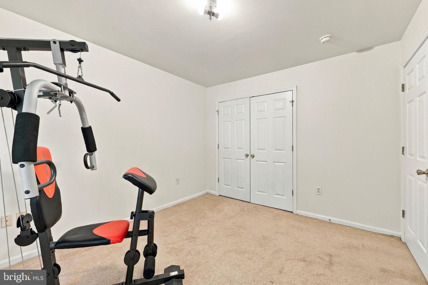 2349 Cross St Property Photo 14