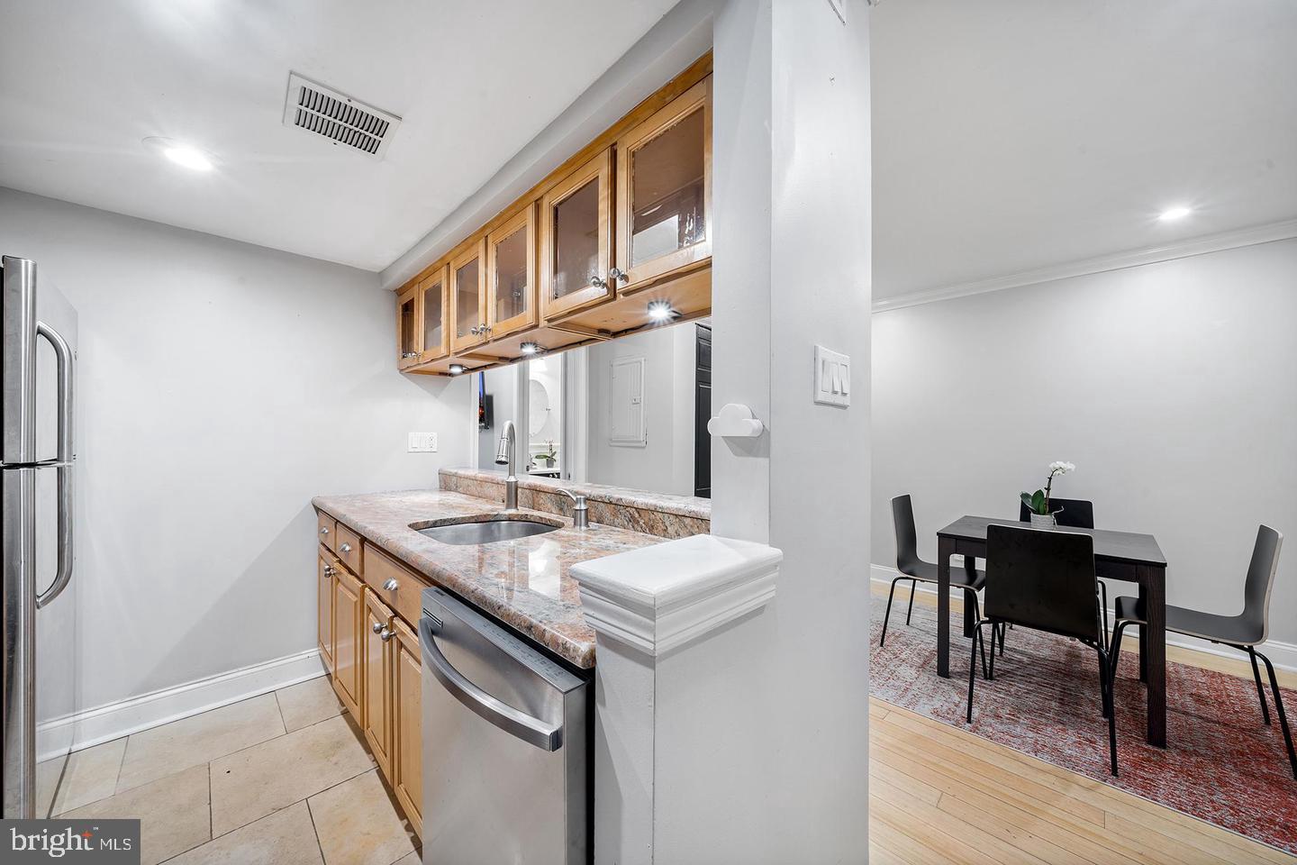 1704 Wallace St #101 Property Photo 18
