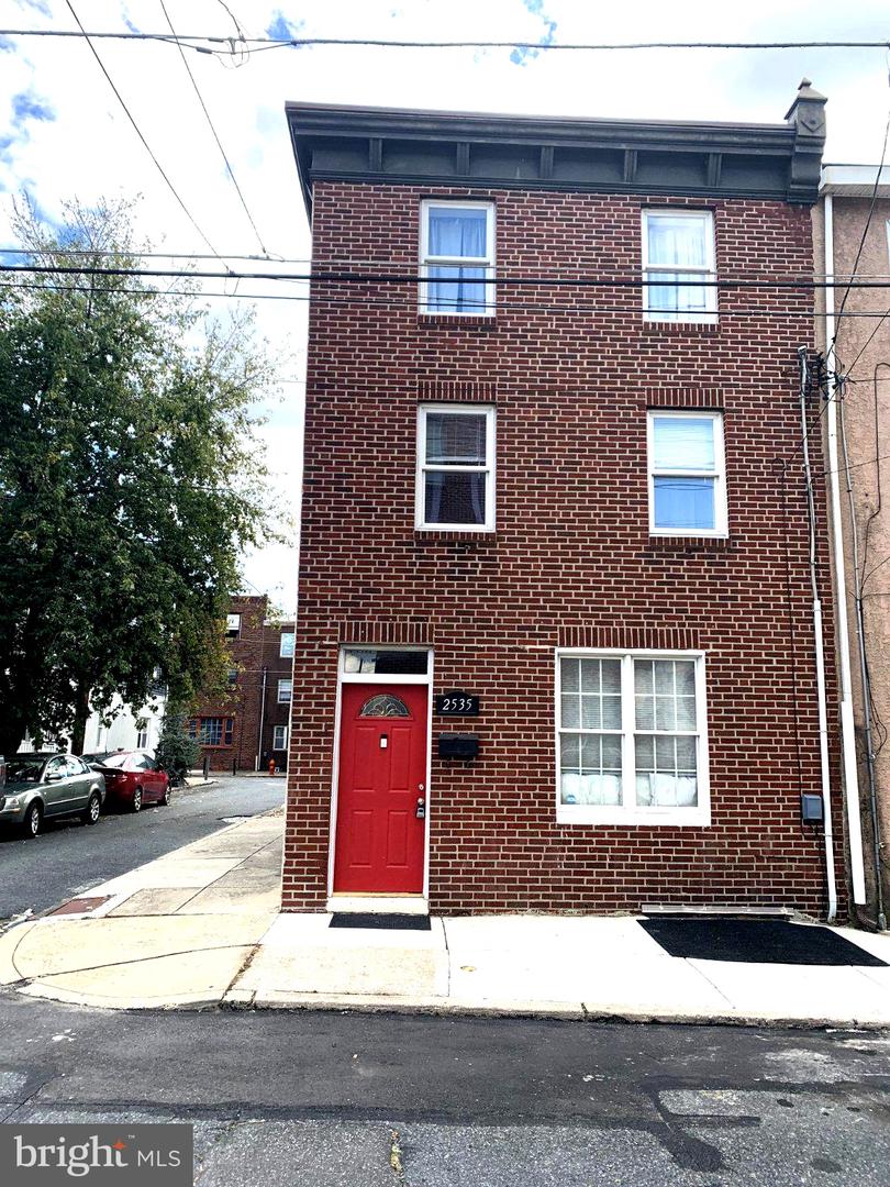 2535 TILTON ST Property Photo 1