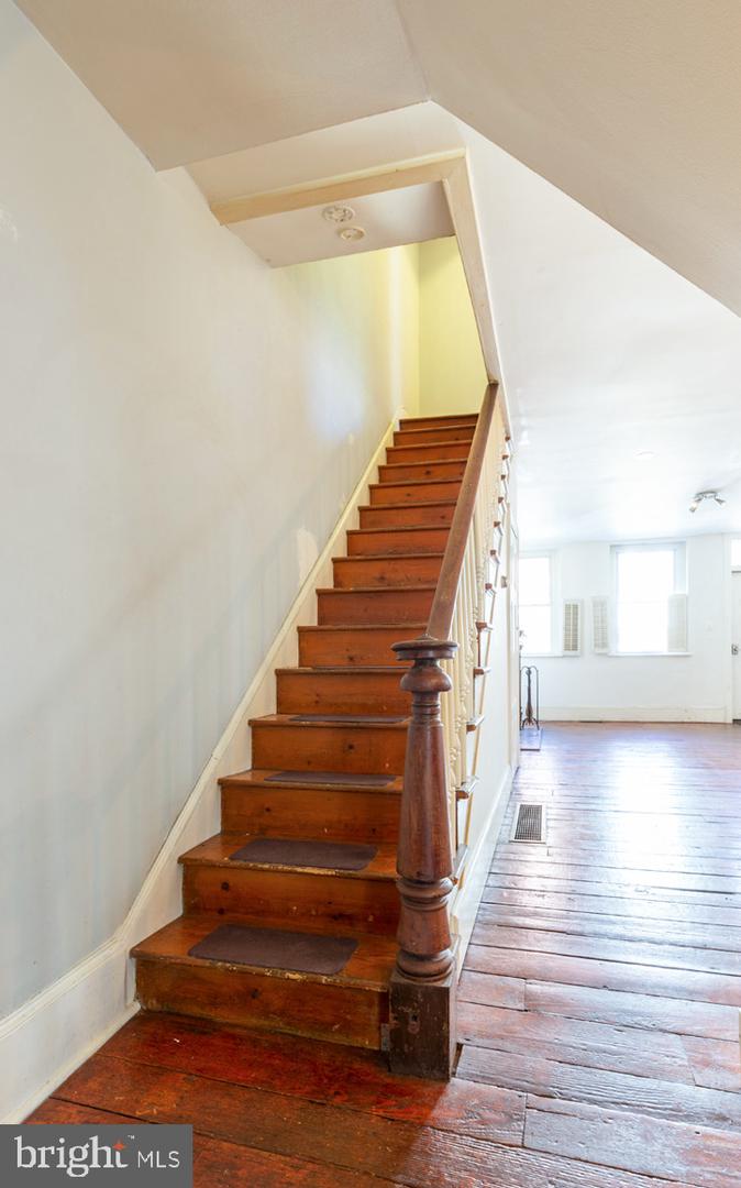 1006 Bainbridge St #1 Property Photo 15