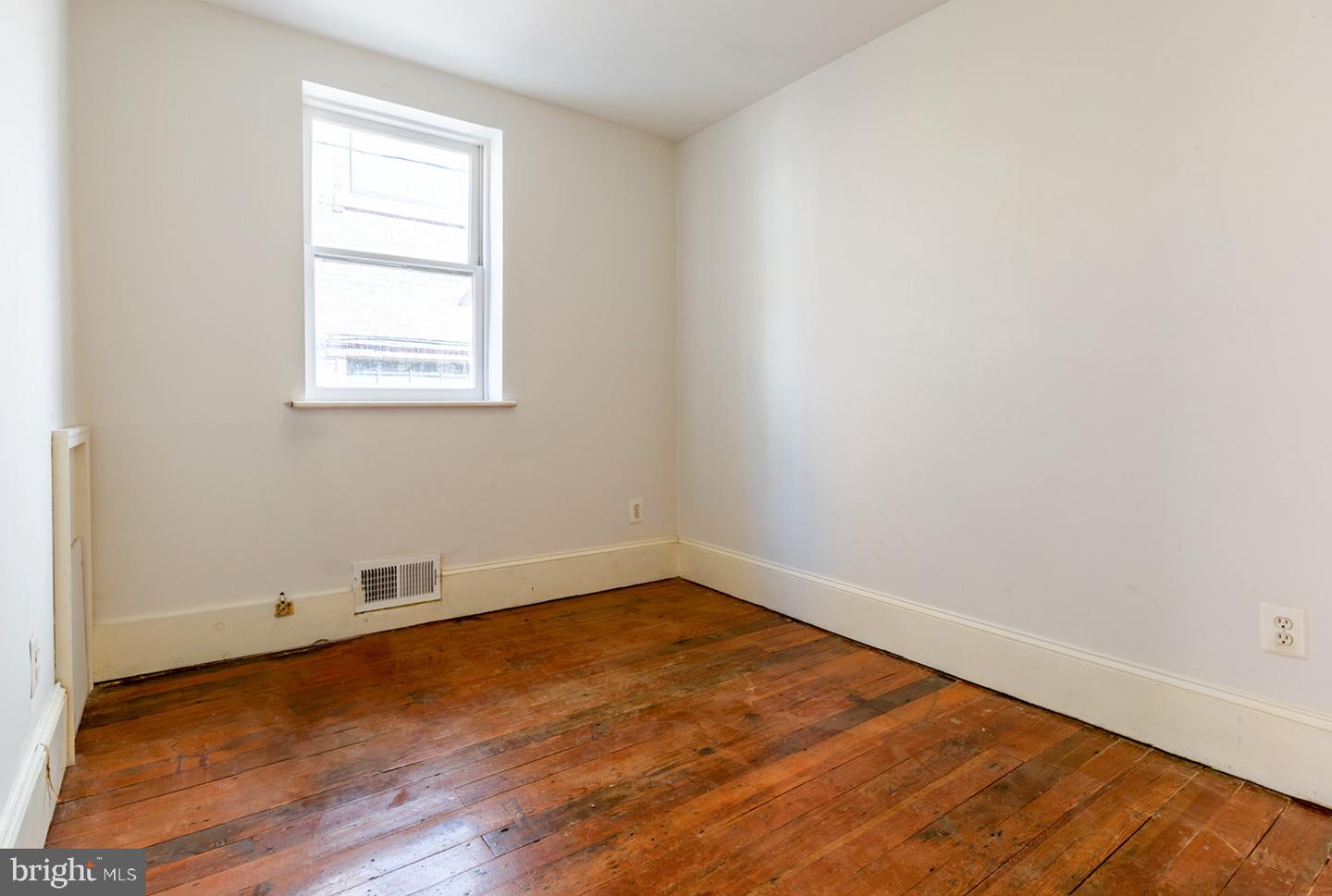 1006 Bainbridge St #1 Property Photo 26