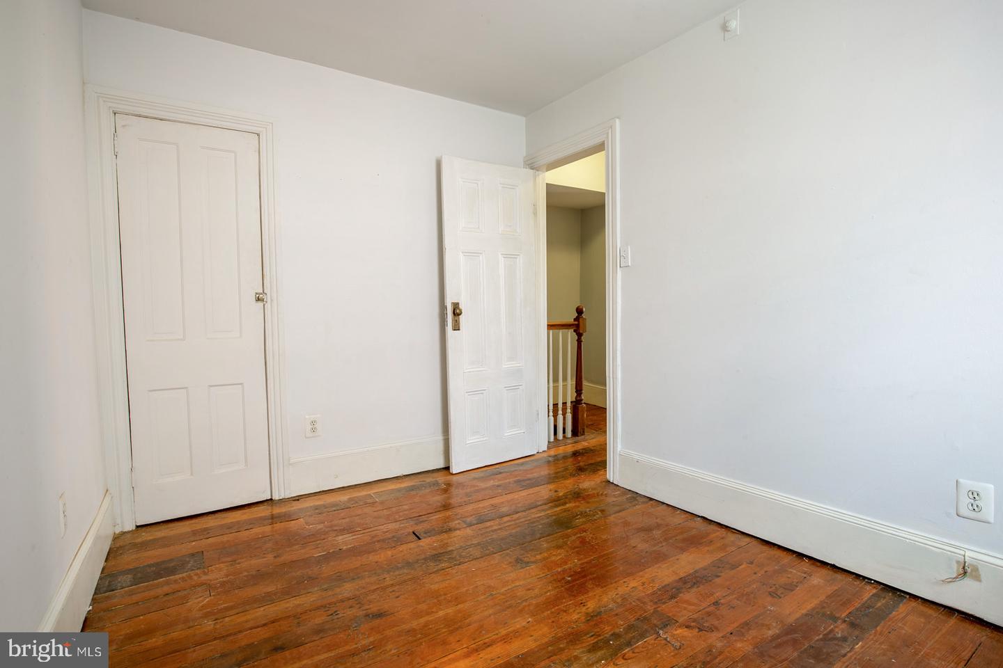 1006 Bainbridge St #1 Property Photo 28