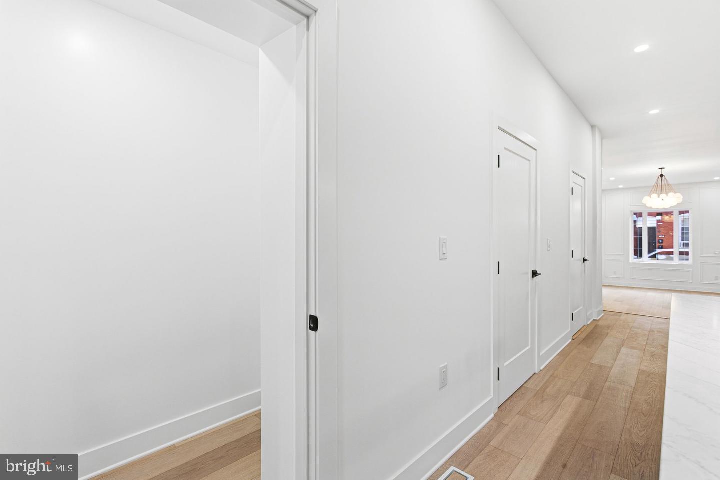 1419 Wharton St Property Photo 13