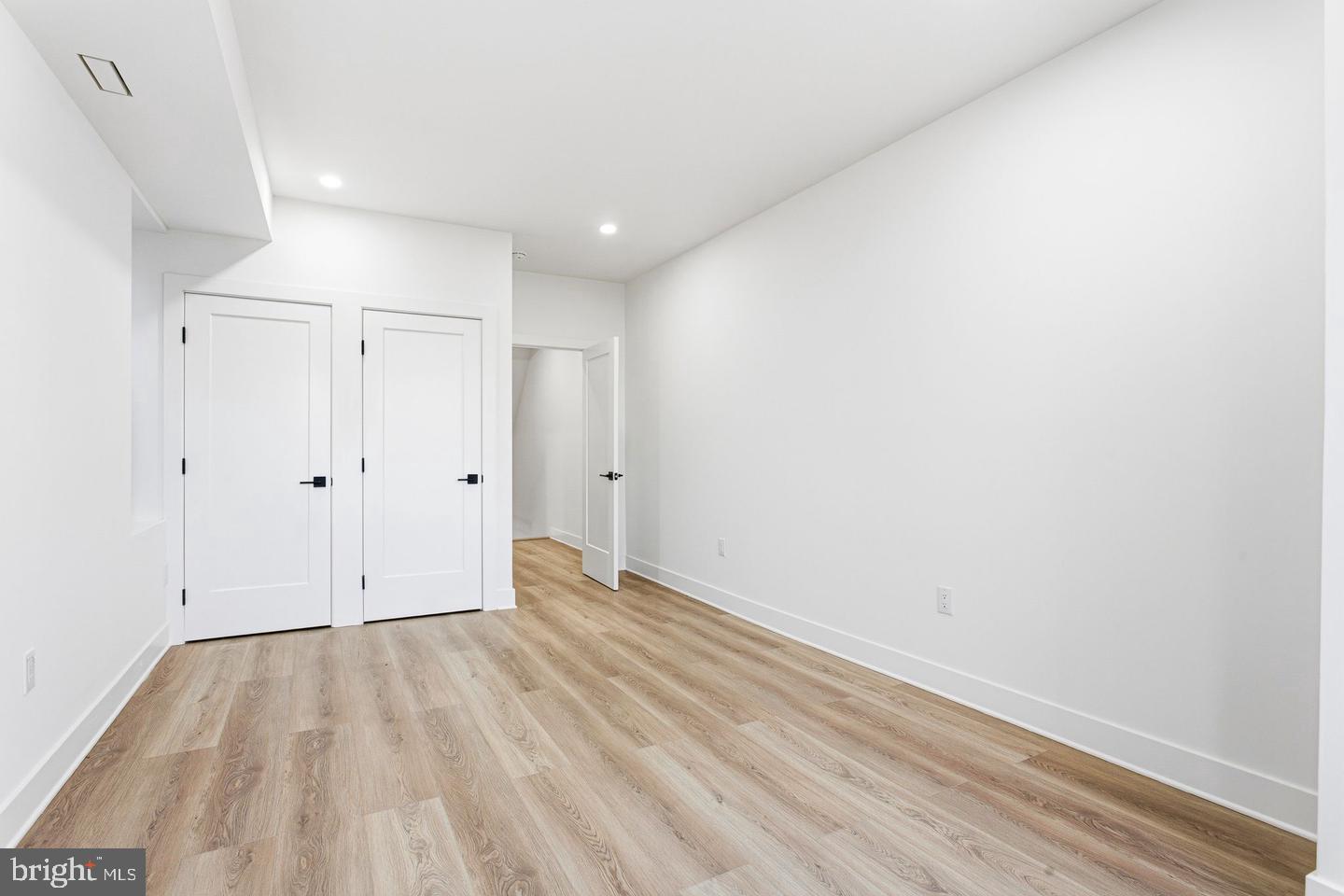 1419 Wharton St Property Photo 19