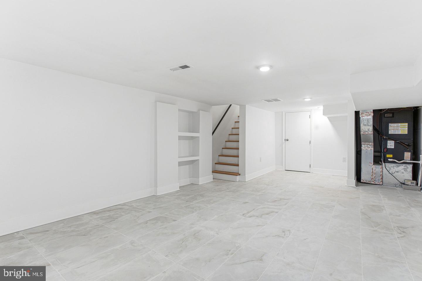 1419 Wharton St Property Photo 32