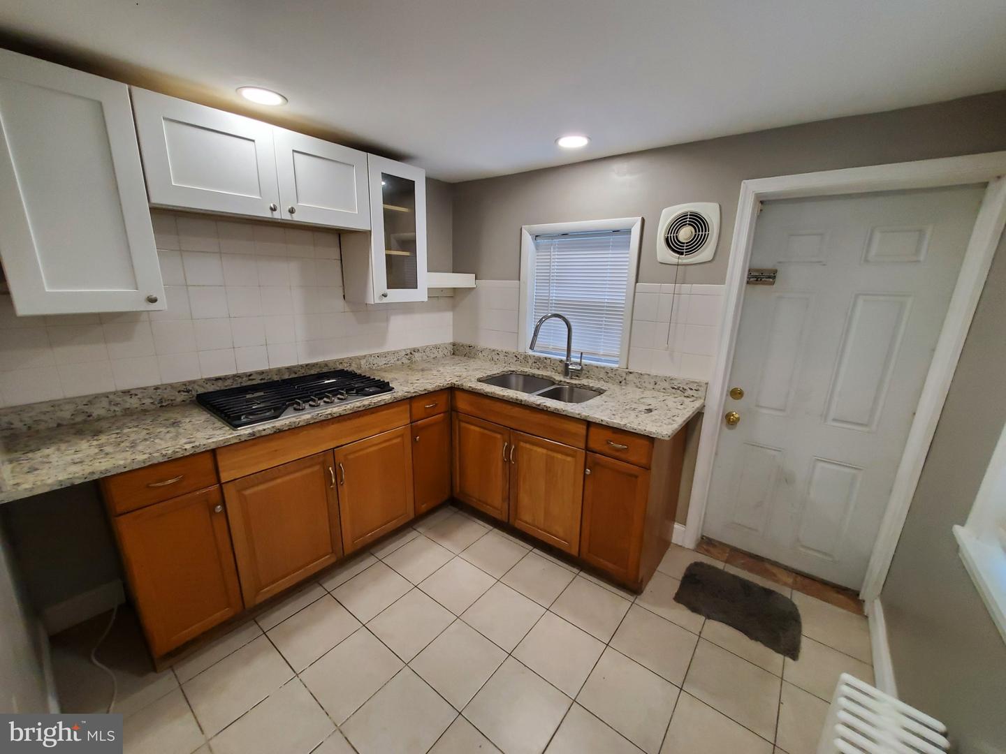 2536 A St Property Photo 15