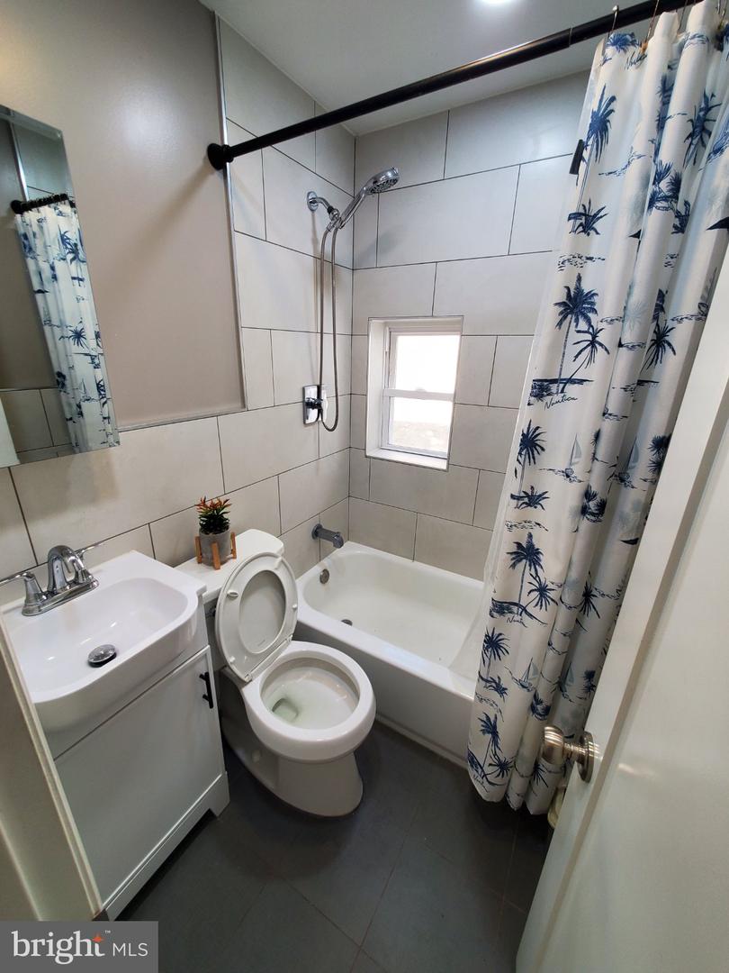 2536 A St Property Photo 20