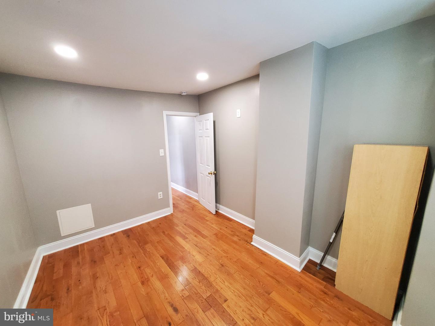 2536 A St Property Photo 23