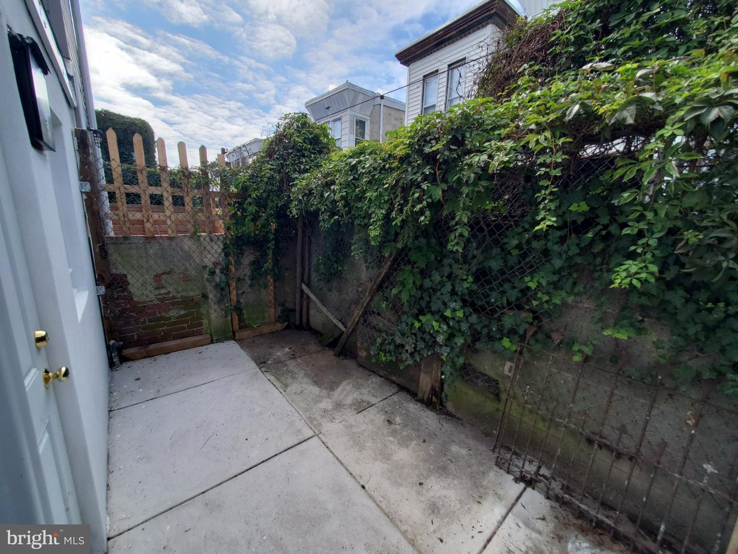 2536 A St Property Photo 38