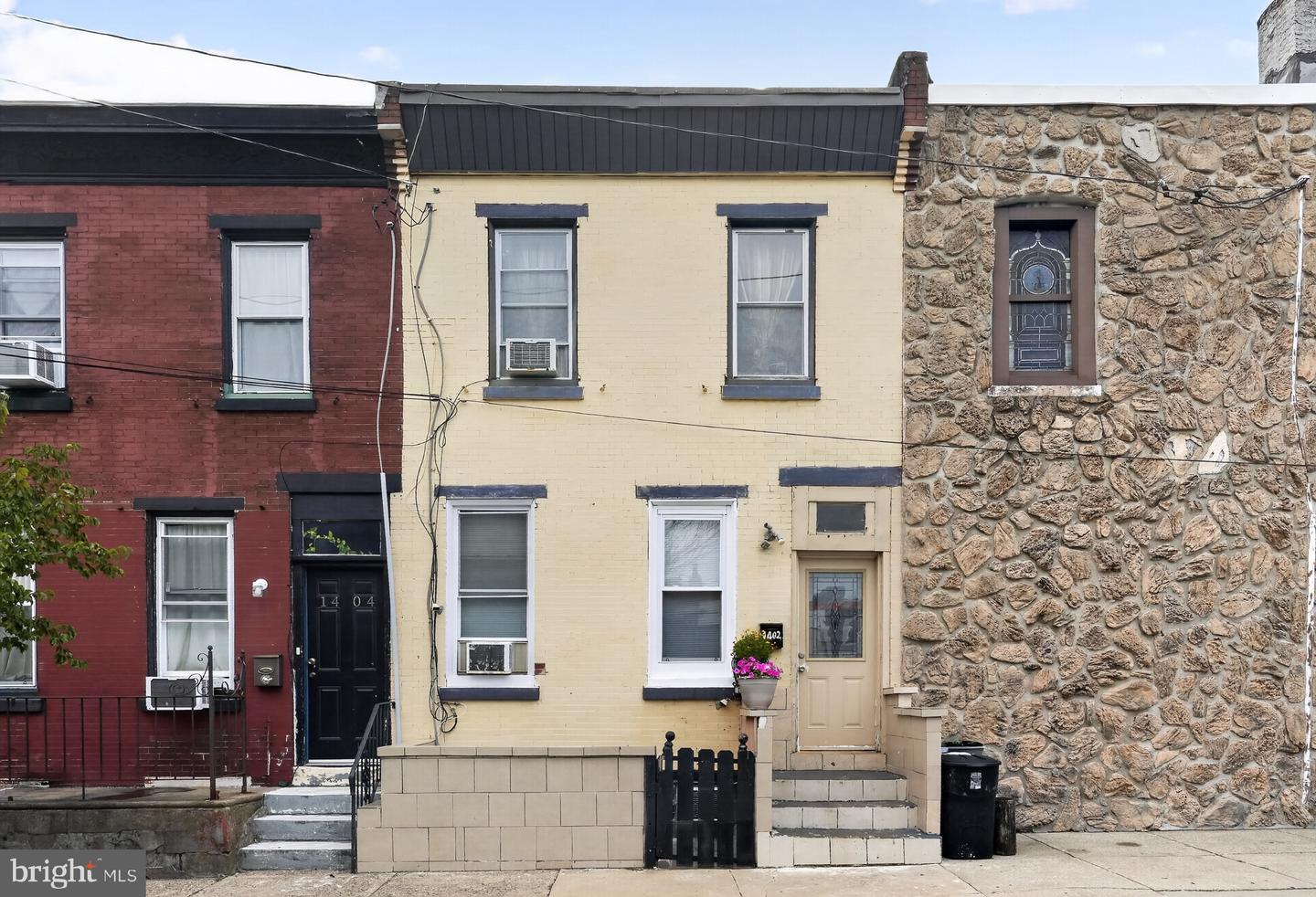 1402 S Hanson St Property Photo 1