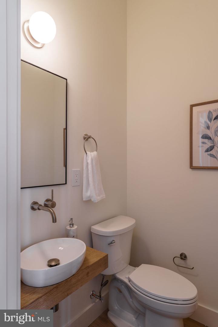 830 N 4th St Property Photo 18