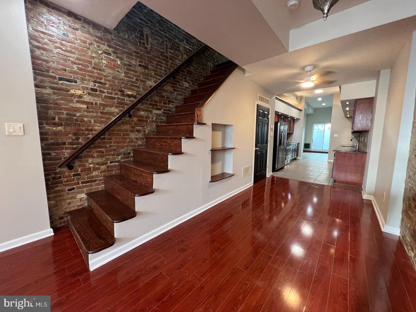 1302 N Randolph St Property Photo 5