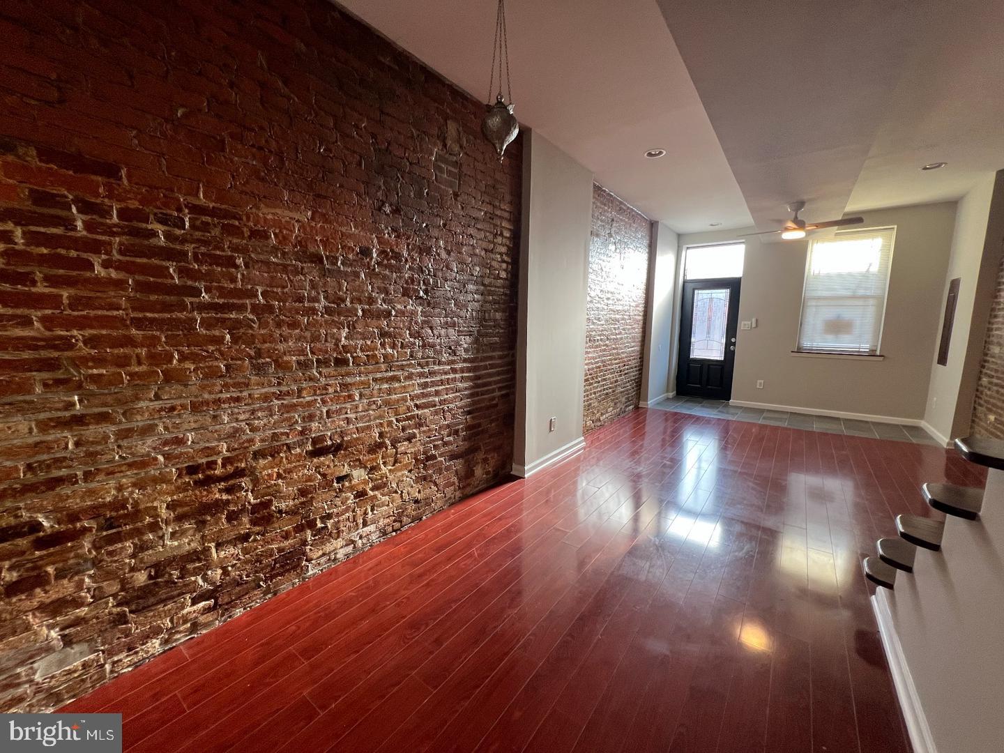 1302 N Randolph St Property Photo 17