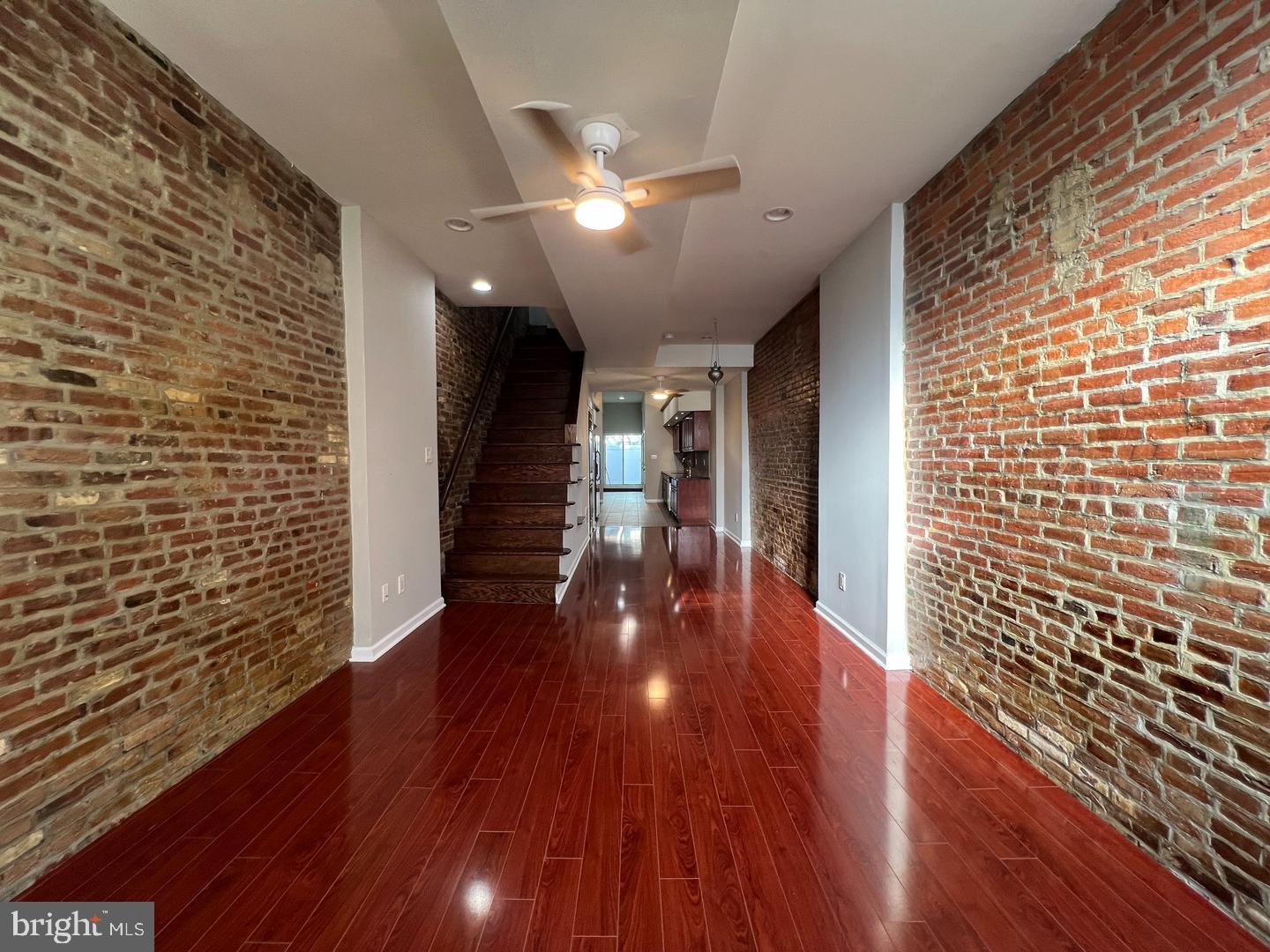 1302 N Randolph St Property Photo 18
