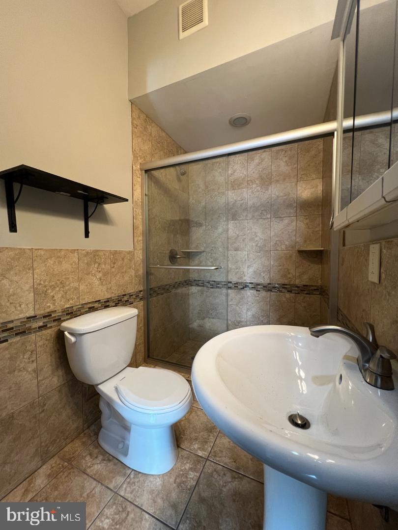 1302 N Randolph St Property Photo 21
