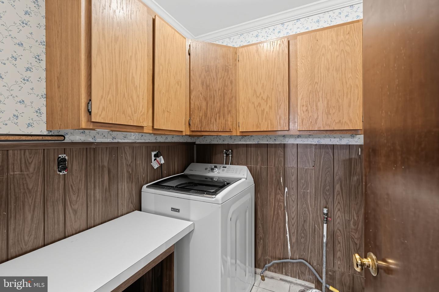 650 Hendren St Property Photo 25