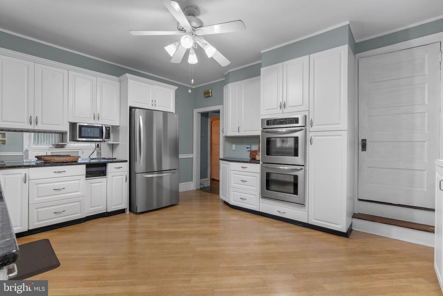 6417 Wissahickon Ave Property Photo 34