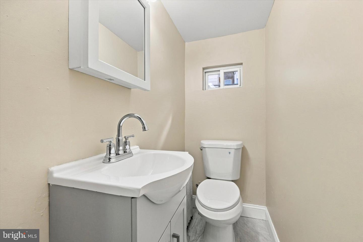 2222 Winton St Property Photo 17