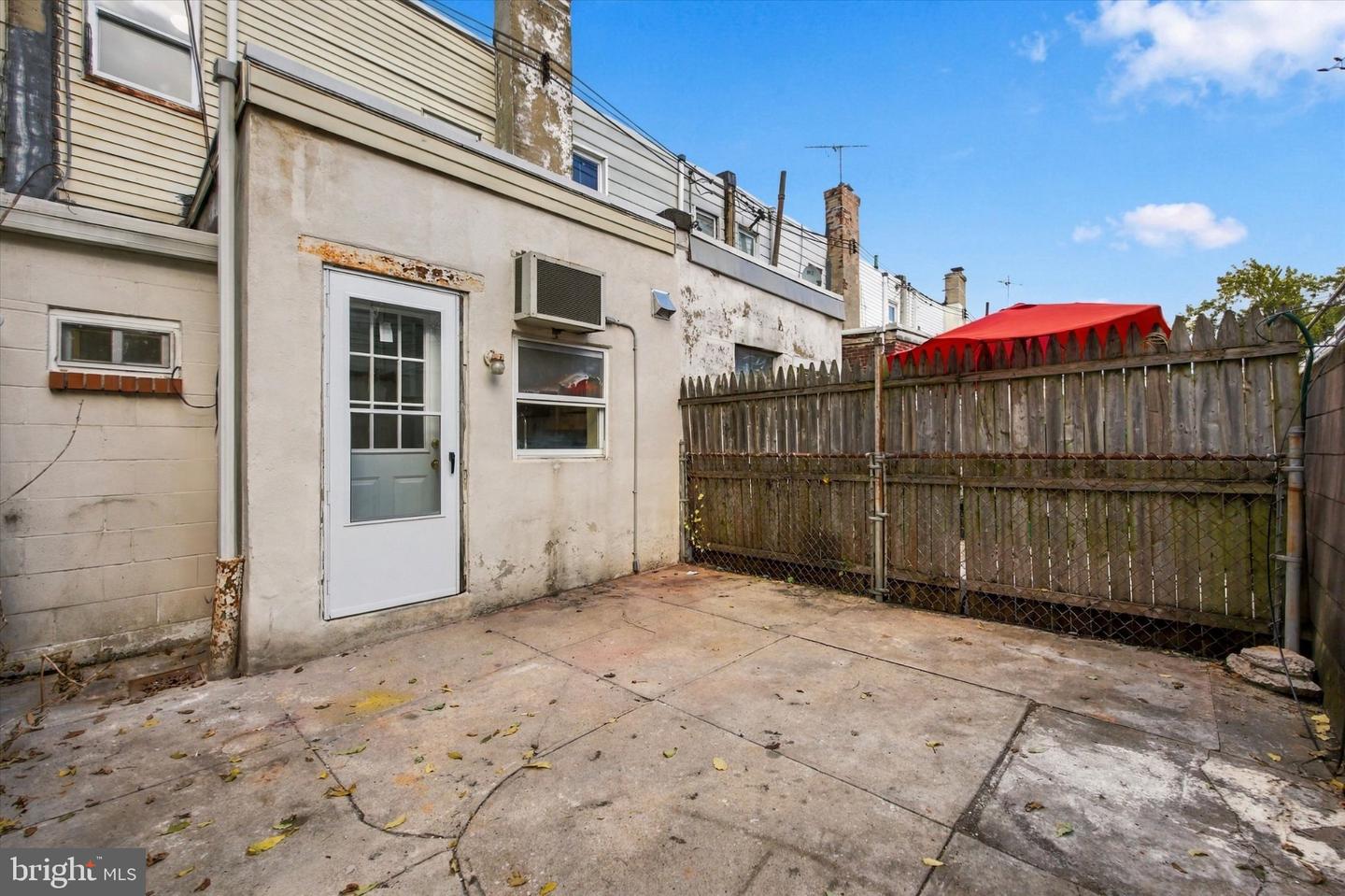 2222 Winton St Property Photo 31