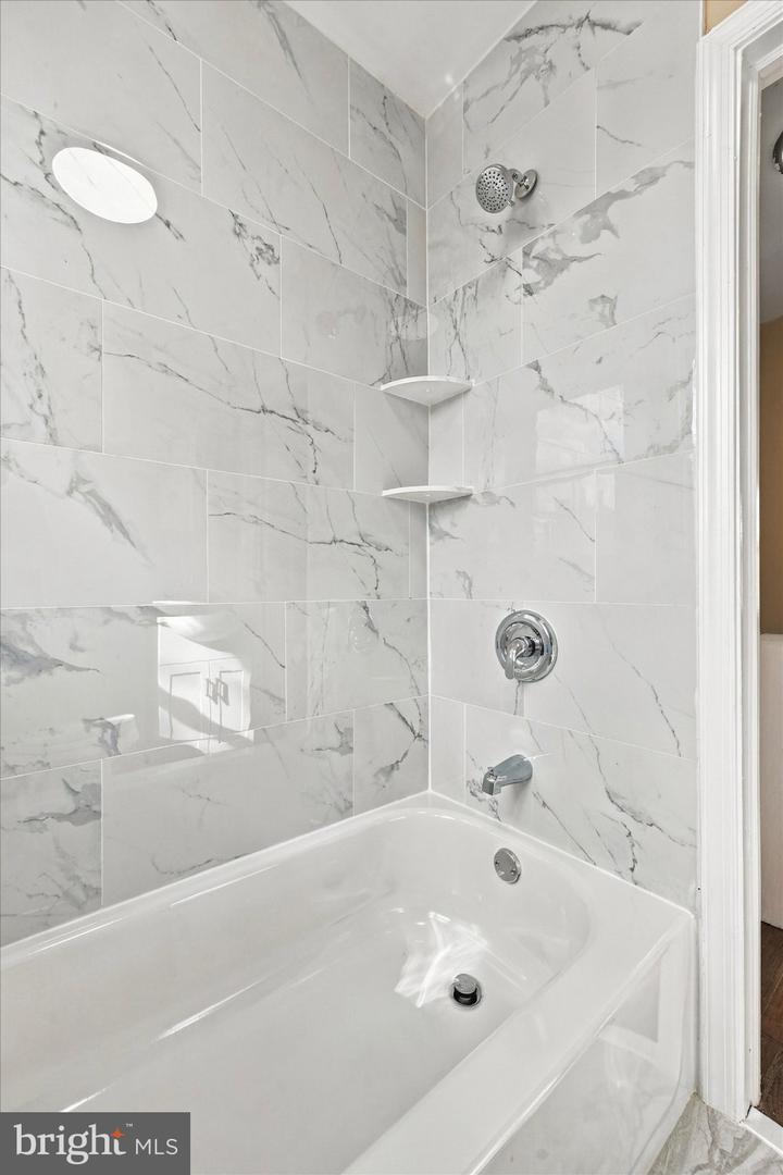 2222 Winton St Property Photo 38