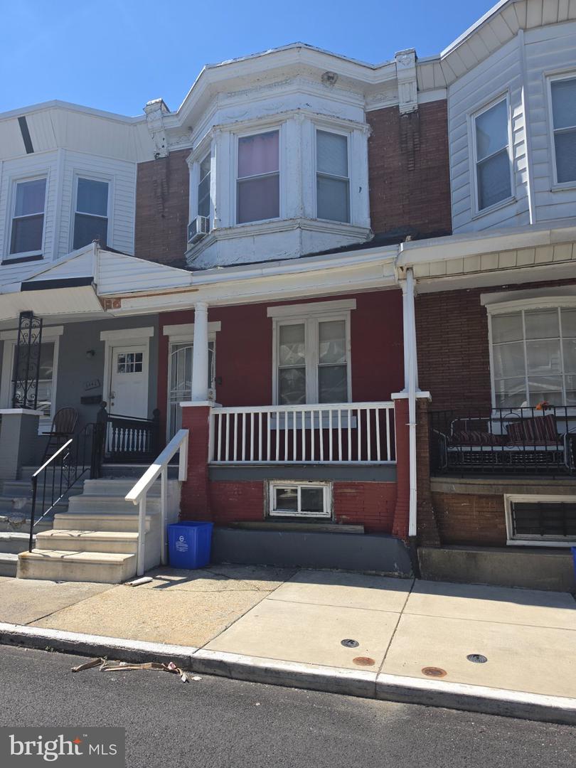5444 Spring St Property Photo 1