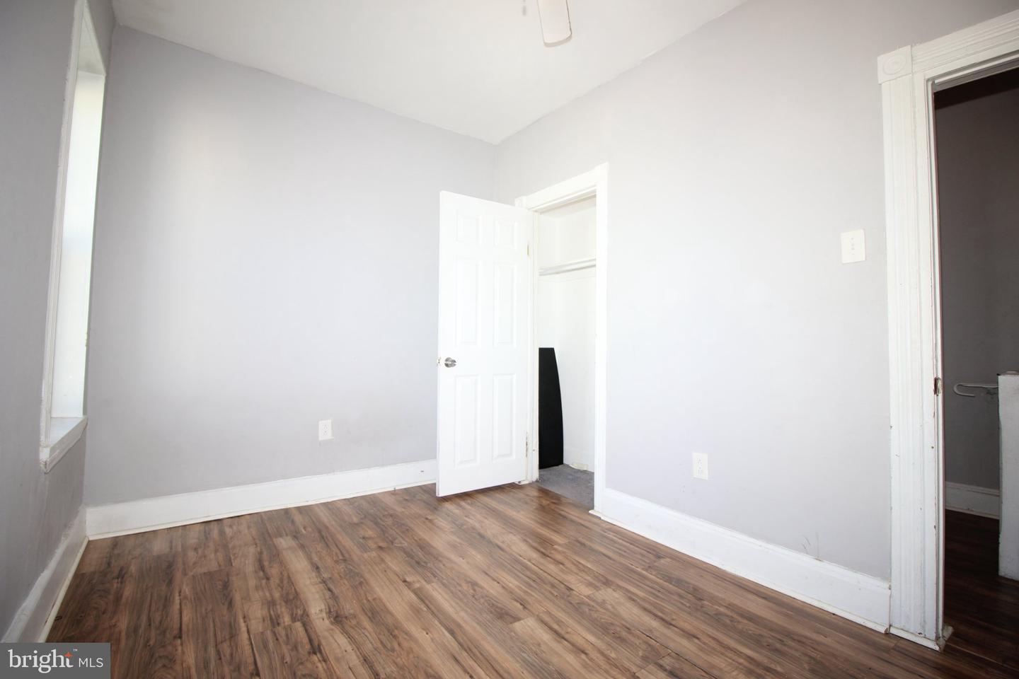 68 E Slocum St Property Photo 10