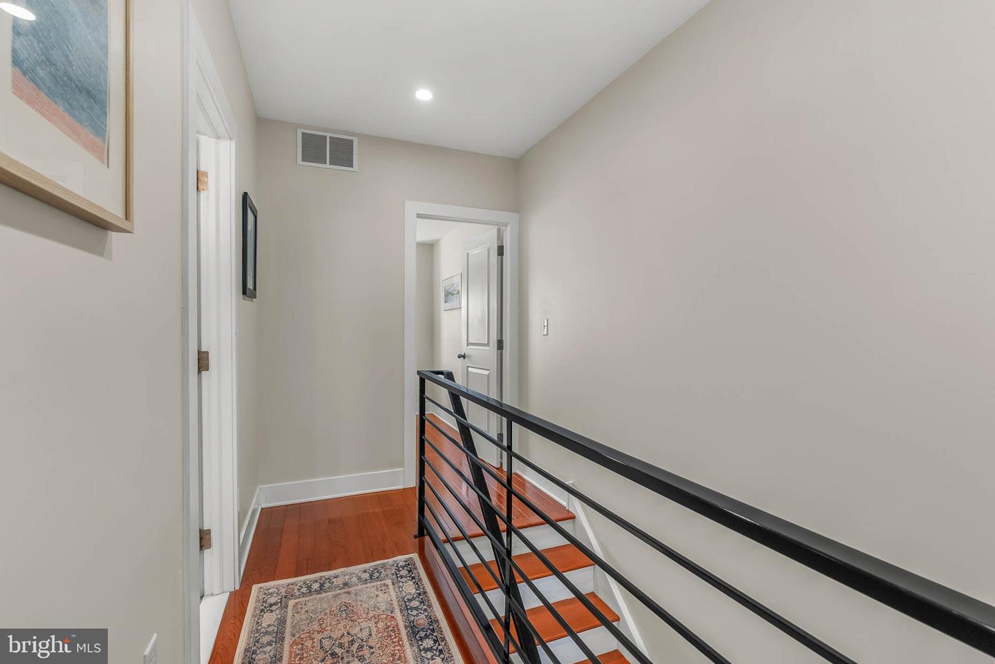 2114 Oakford St Property Photo 21