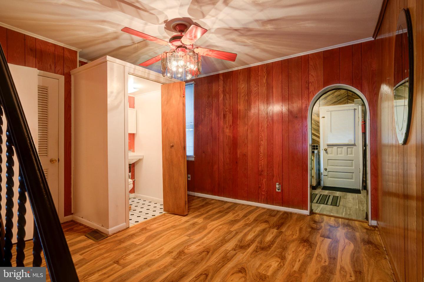 2510 Memphis St Property Photo 6