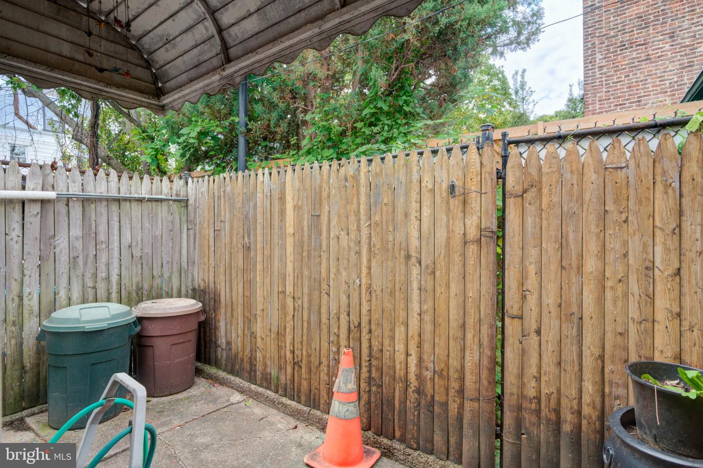 2510 Memphis St Property Photo 23