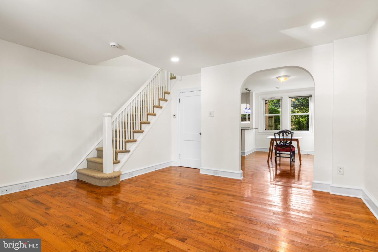 7232 Devon St Property Photo 5